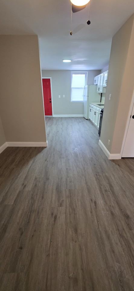 2434 Lauretta Ave - Photo 6 of 11