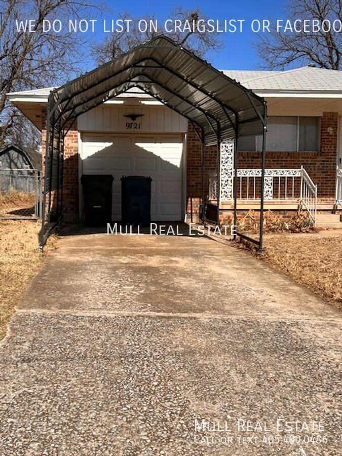 9721 Lyric Ln - Photo 2 of 20