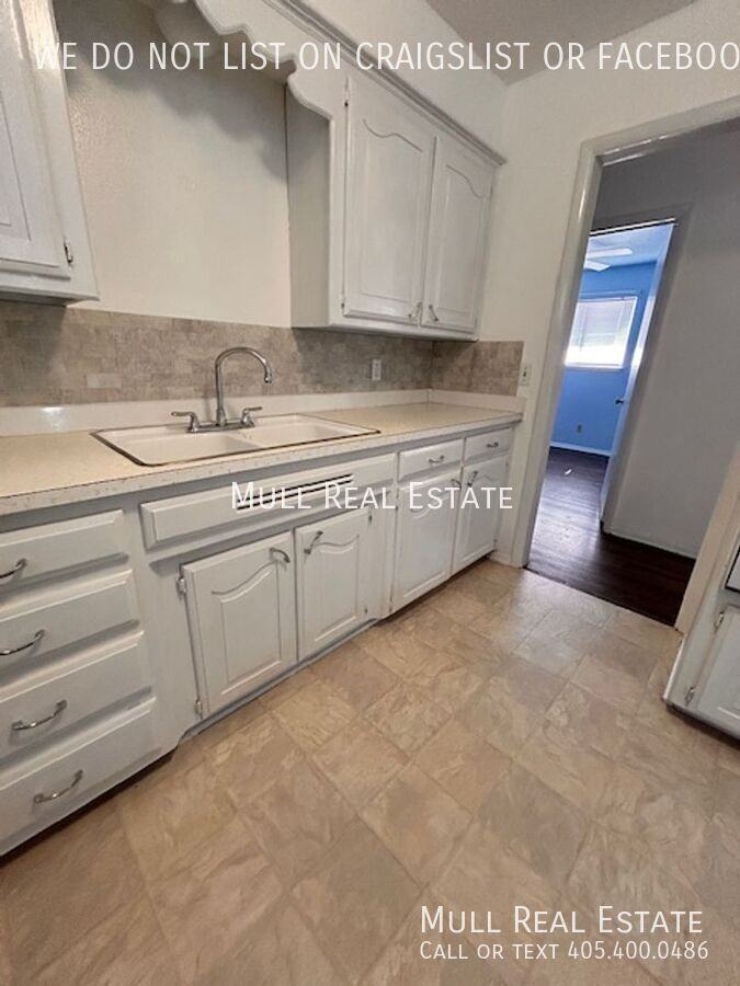 9721 Lyric Ln - Photo 6 of 20