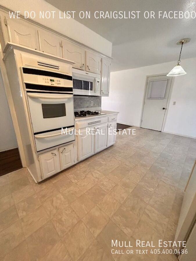 9721 Lyric Ln - Photo 7 of 20