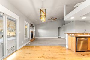 featured image of 987 N Knox Pl #NA