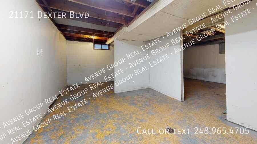 21171 Dexter Blvd - Photo 5 of 10