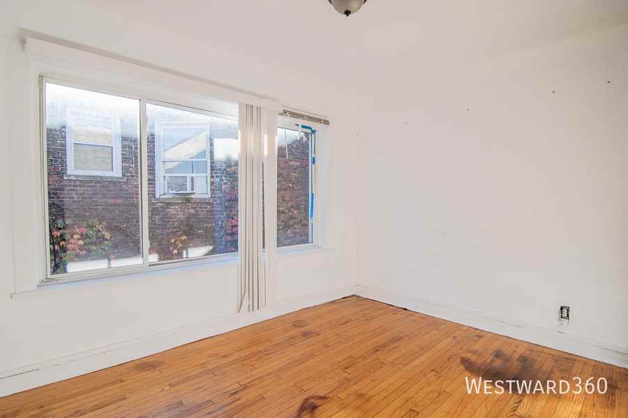 7831 S Kingston Ave #2 - Photo 3 of 34