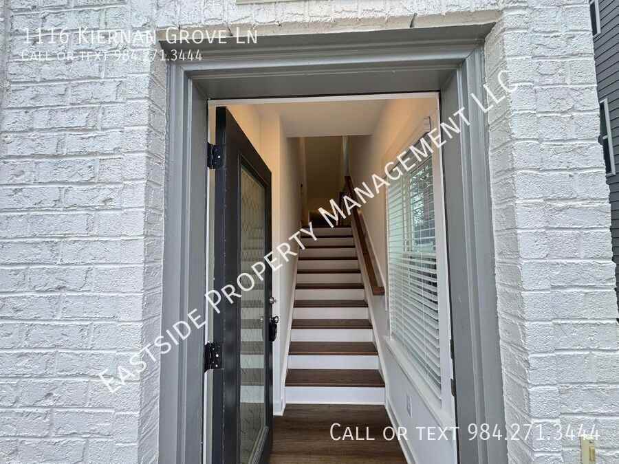 1116 Kiernan Grove Ln - Photo 2 of 29