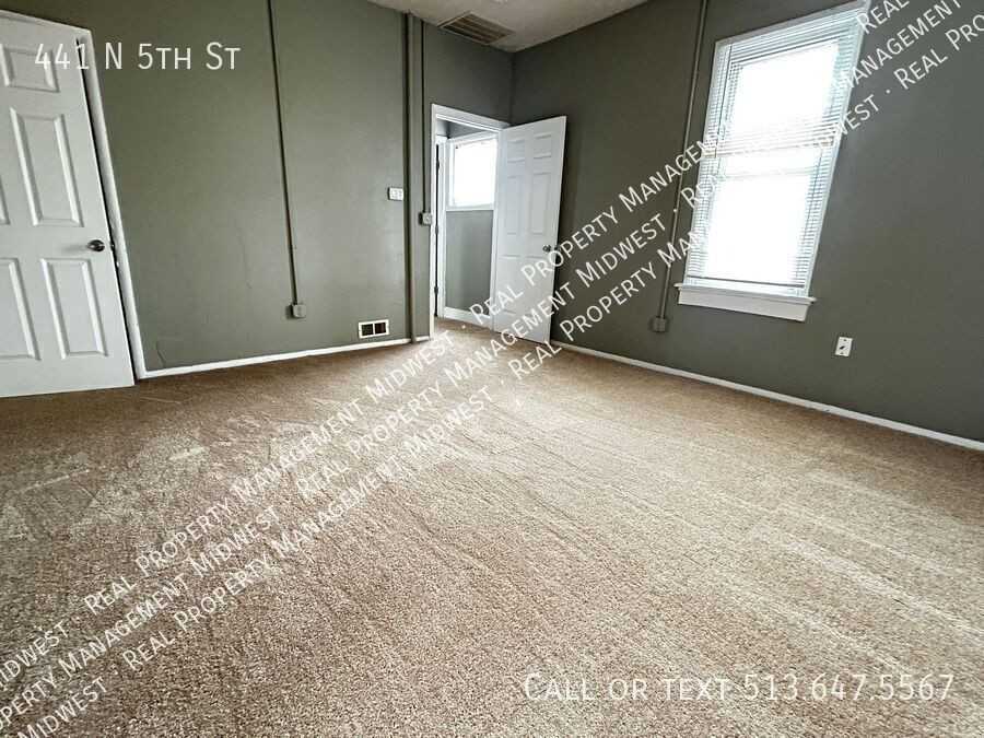 441 N 5th St - Photo 4 of 13