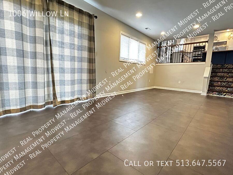 1006 Willow Ln - Photo 6 of 25