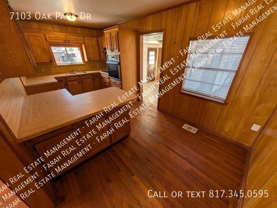 7103 Oak Park Dr - Photo 5 of 20