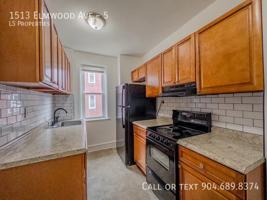featured image of 1513 Elmwood Ave #5