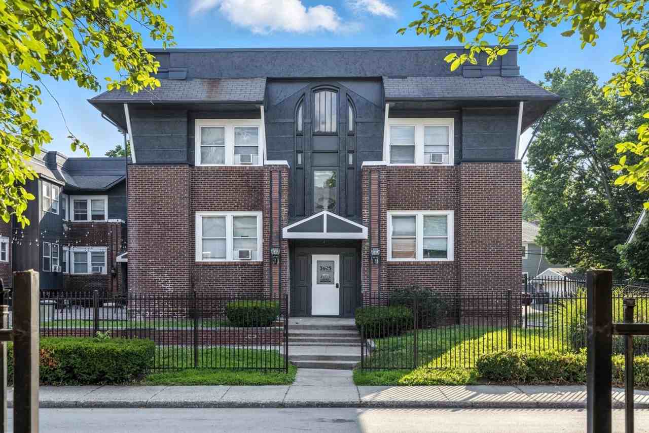 3610 Balsam Ave #B5 - Photo 3 of 12