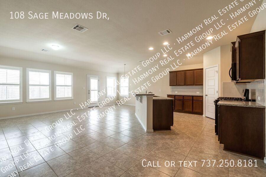 108 Sage Meadows Dr - Photo 6 of 31