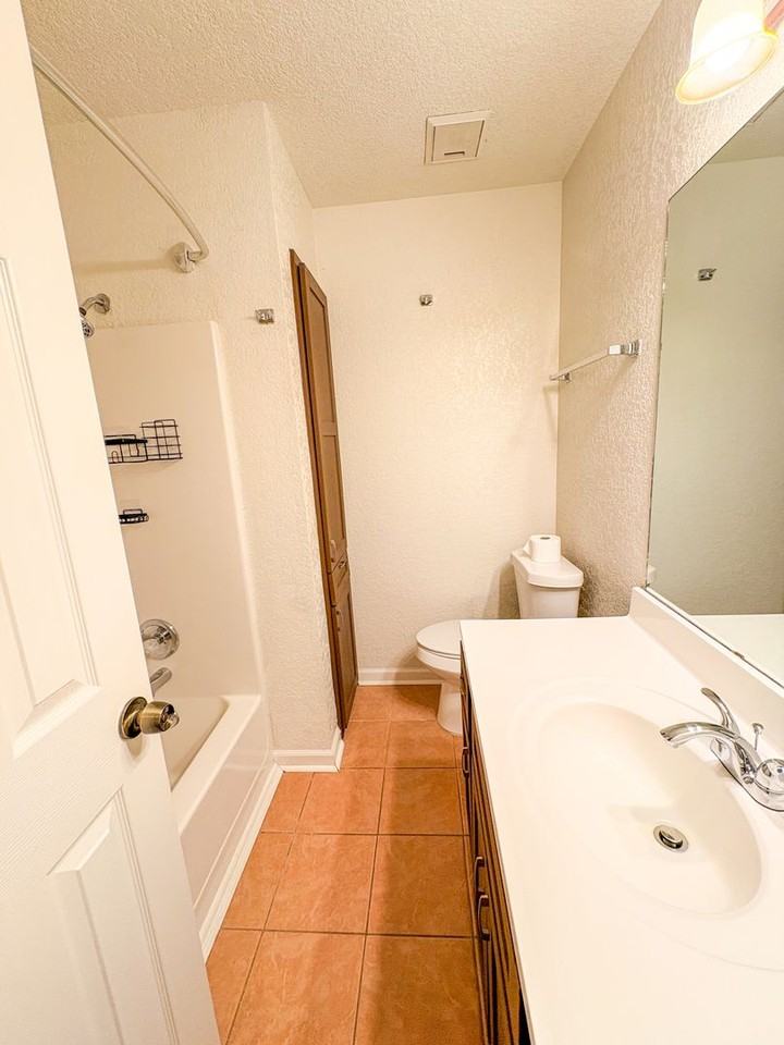 1312 Westway Dr - Photo 7 of 12