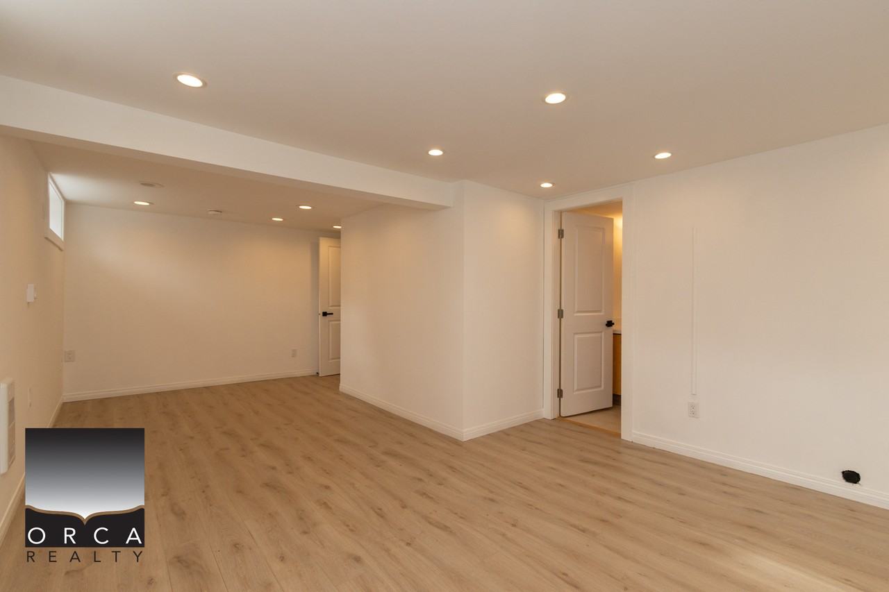 1250 Keith Rd W - Photo 4 of 50