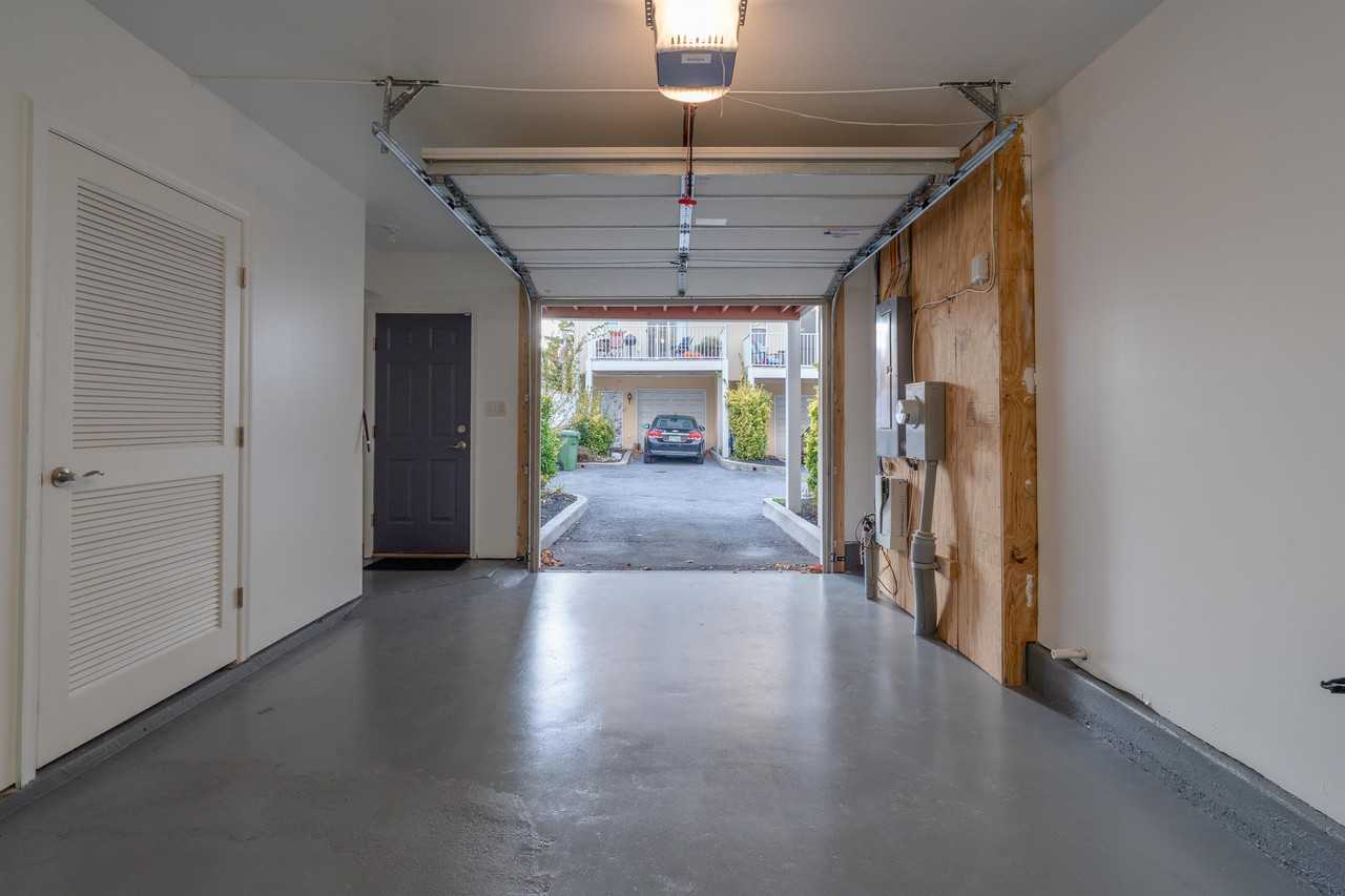 132 N Duncan St - Photo 3 of 20