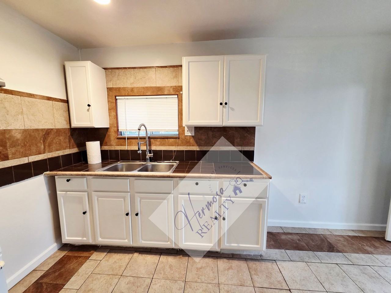 4013 Rowland Ave #4017-1-2 - Photo 4 of 14