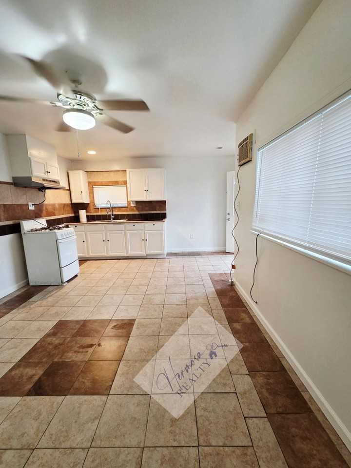 4013 Rowland Ave #4017-1-2 - Photo 5 of 14