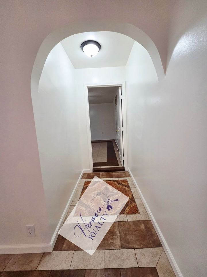 4013 Rowland Ave #4017-1-2 - Photo 7 of 14