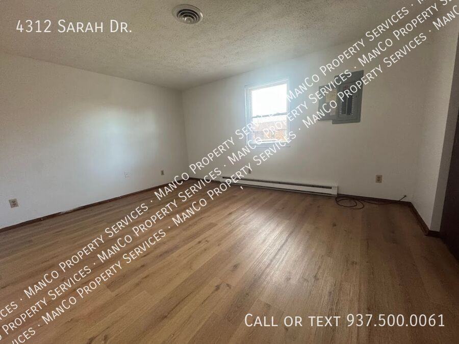 4312 Sarah Dr - Photo 3 of 11