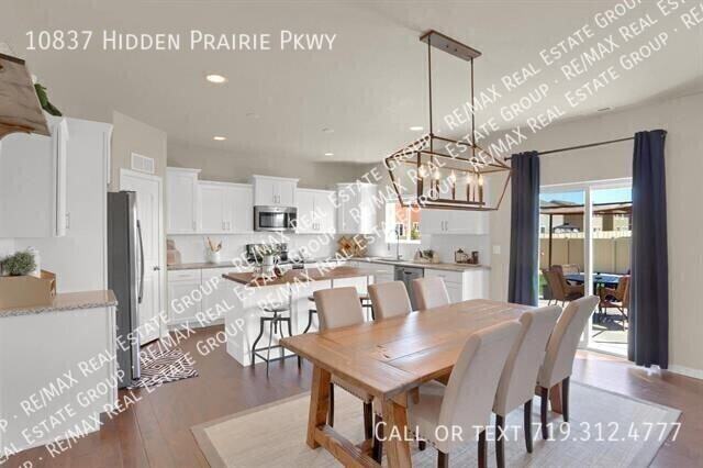 10837 Hidden Prairie Pkwy - Photo 5 of 15