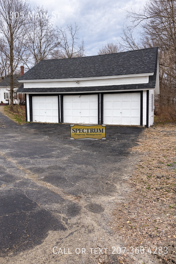 305 Main St - Photo 2 of 12