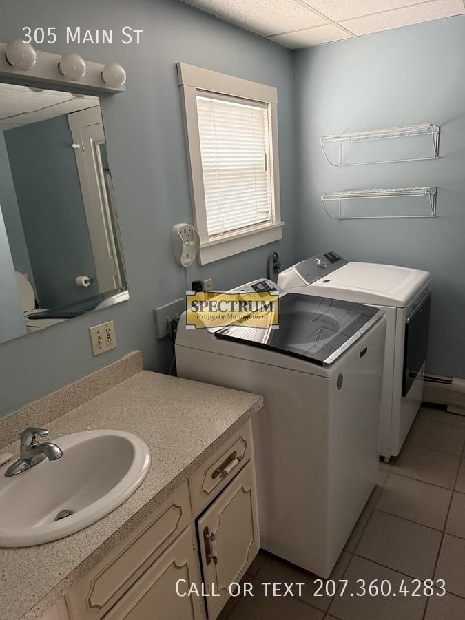 305 Main St - Photo 5 of 12