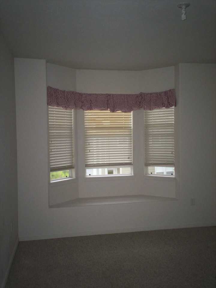 2701 Midland Avenue - Photo 3 of 13