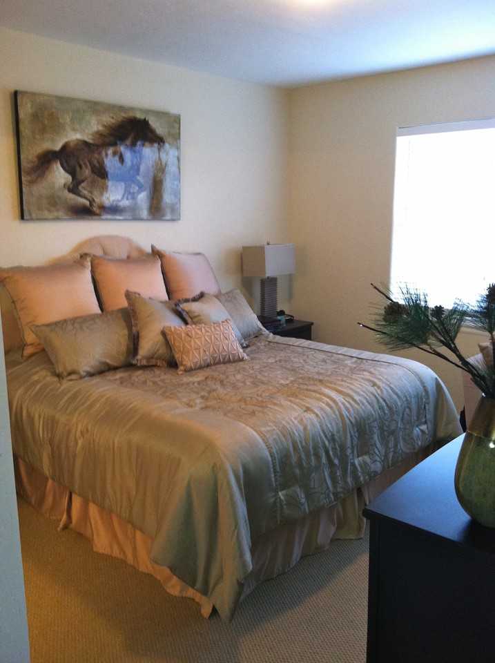 2701 Midland Avenue - Photo 2 of 13