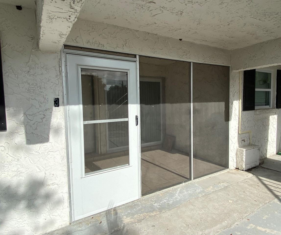 124 North Jefferson Avenue - Photo 3 of 41