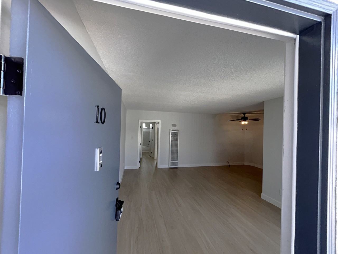 3005 - 20903-07 Amie Ave. - Photo 2 of 18