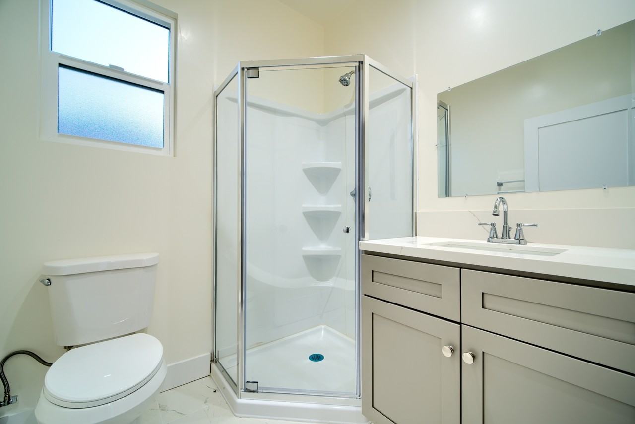 2011-2013 1/2 S 8th Avenue - Photo 7 of 36