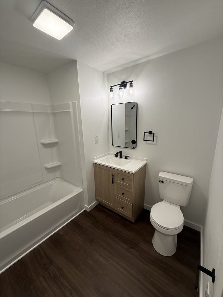 950 Gilmore Street* - Photo 7 of 9