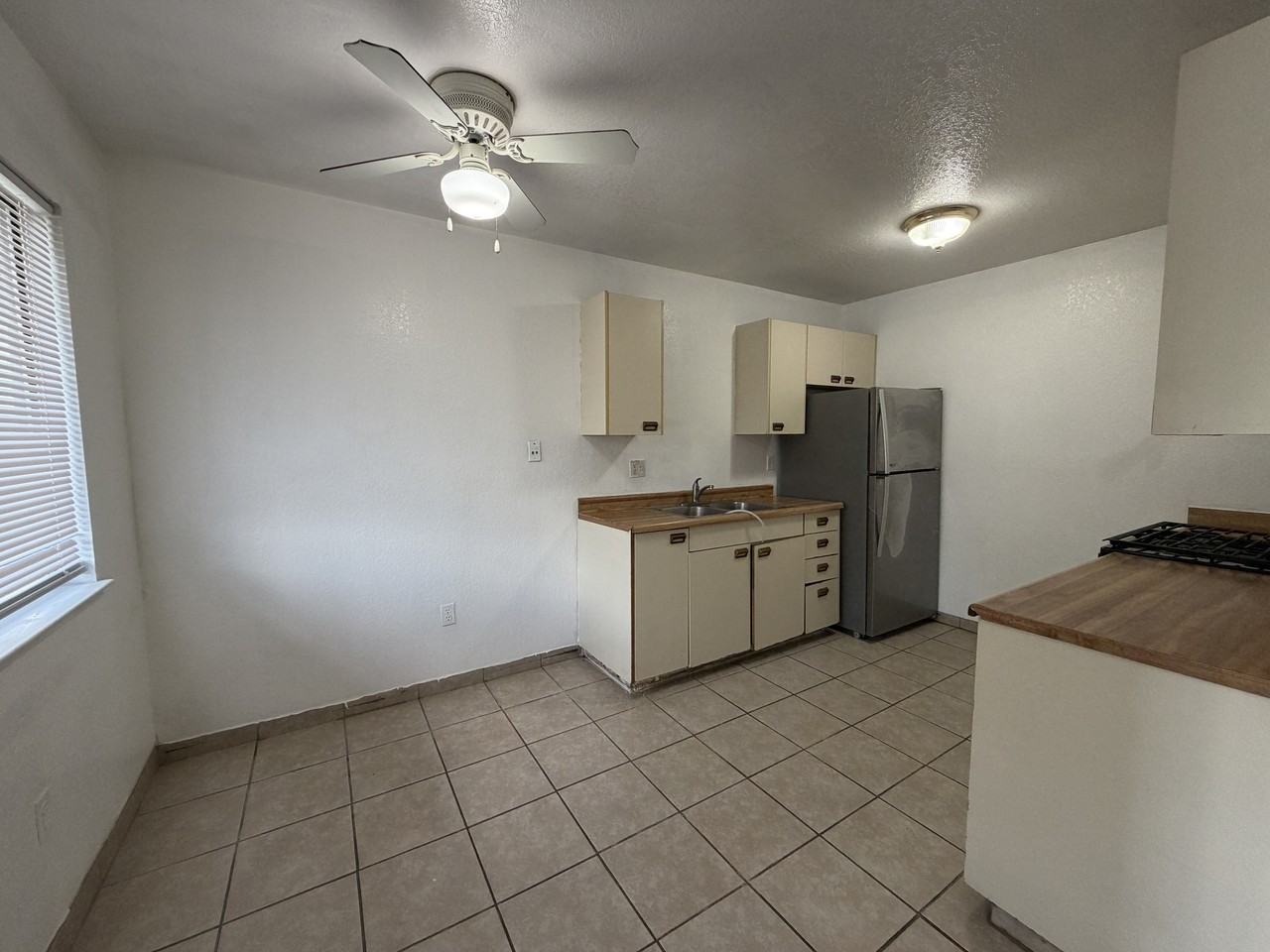 2121 Moffett Road - Photo 6 of 16