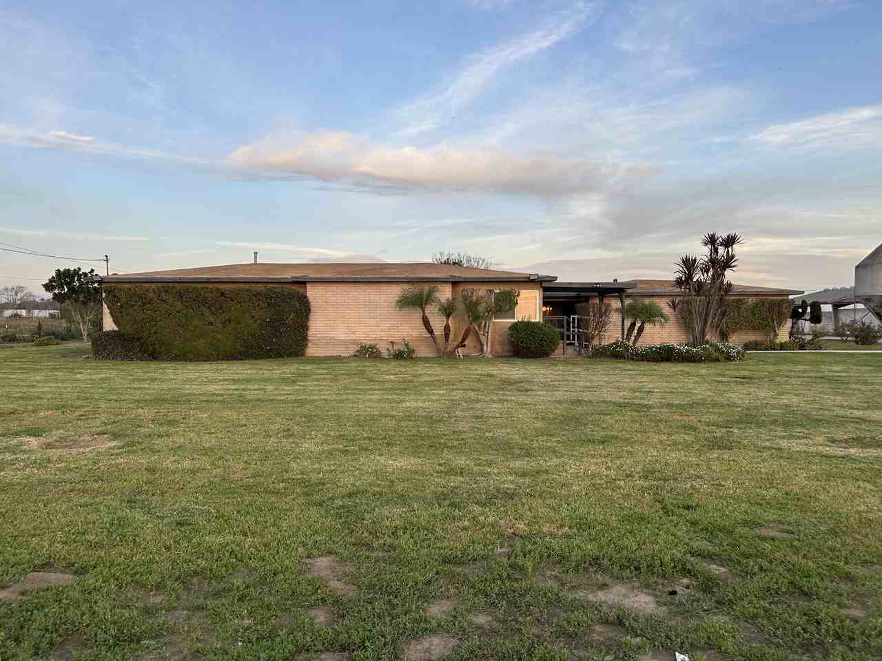 13051 S Baker Ave #1 - Photo 3 of 28