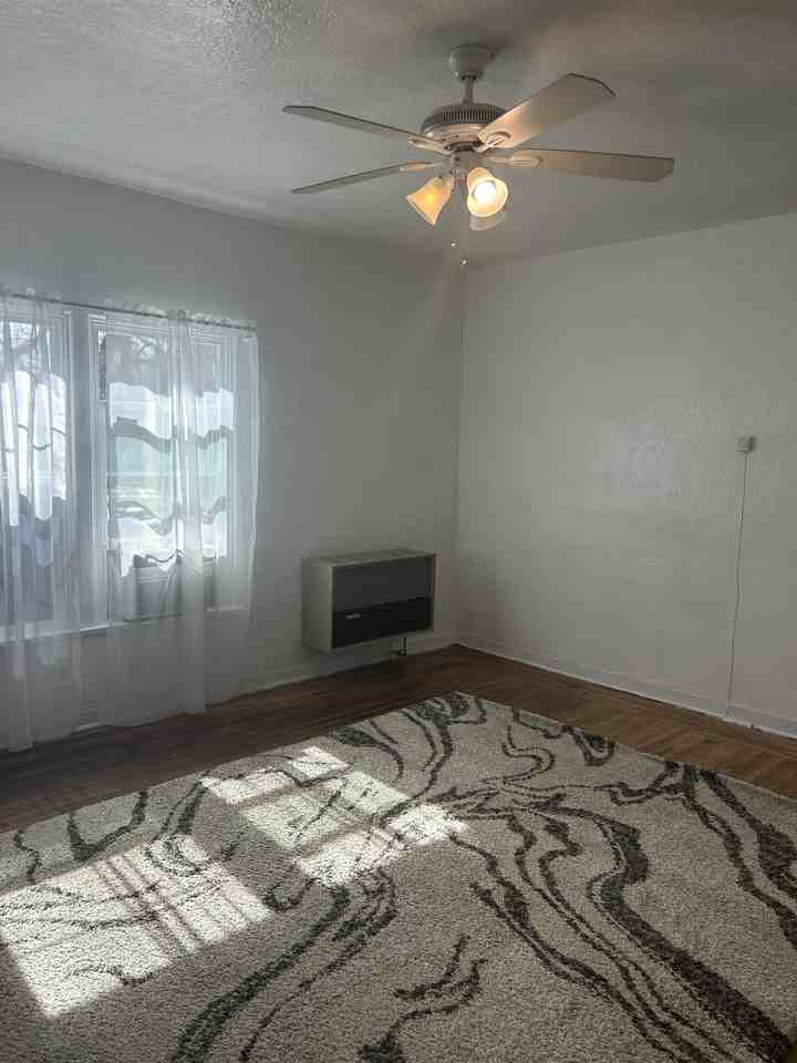 203 Jones Street - Photo 4 of 15