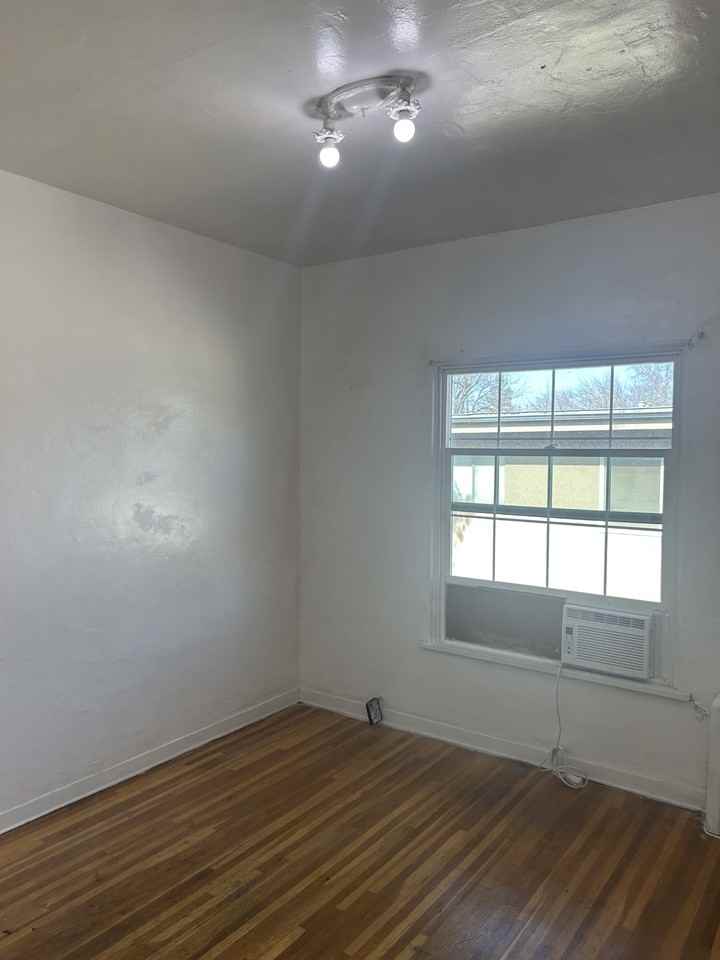 203 Jones Street - Photo 7 of 15