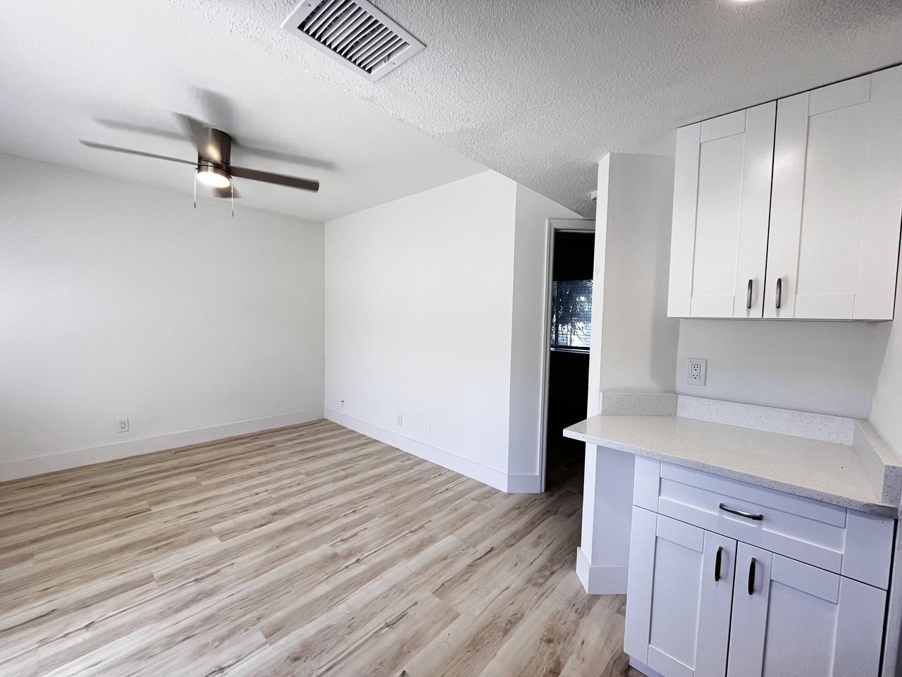 4641 N. Ocean Drive - Photo 6 of 14