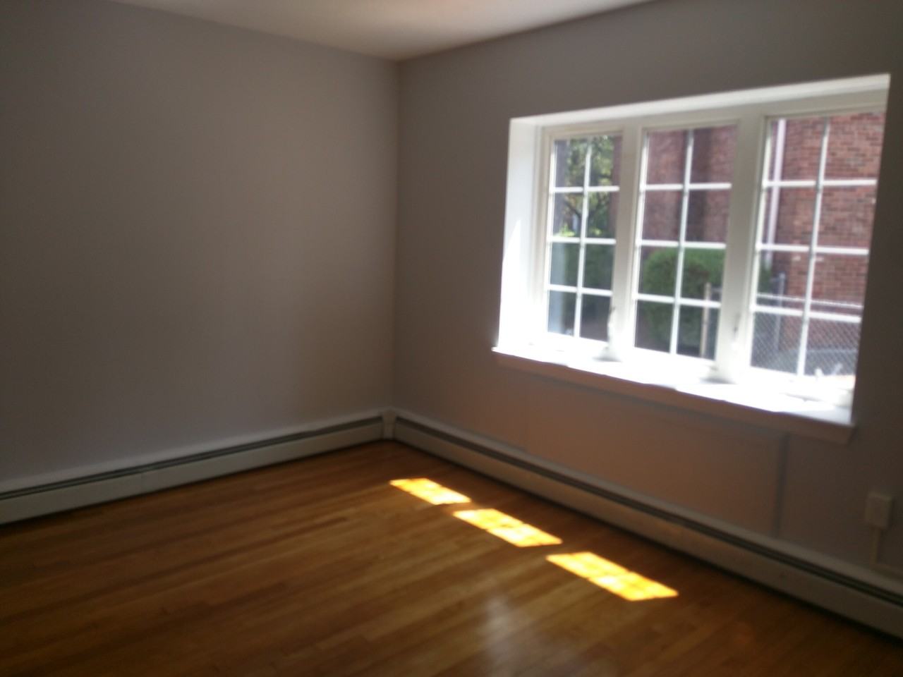 14 Mount Ida Street - Photo 7 of 10