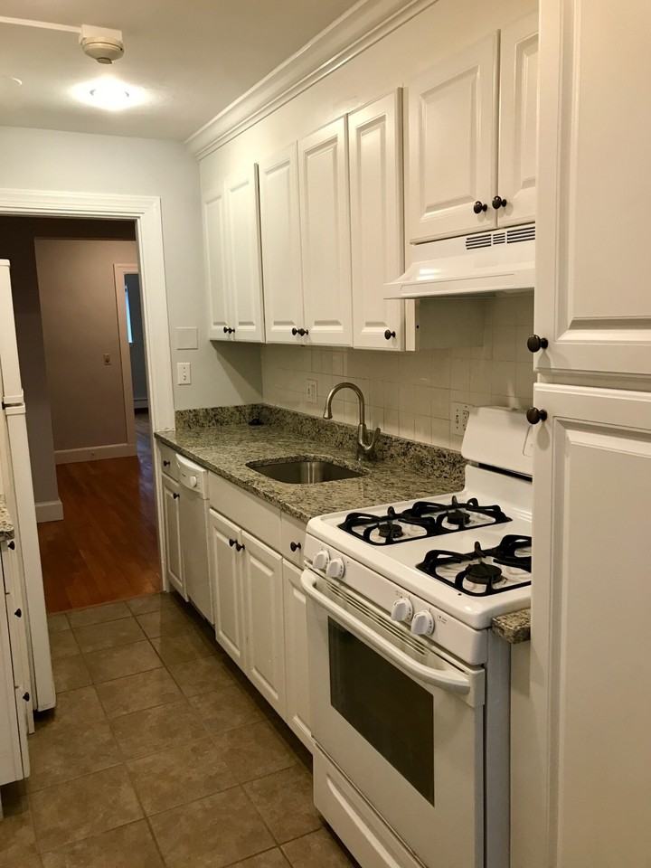 8 Mount Ida Street - Photo 2 of 18