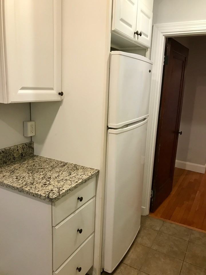 8 Mount Ida Street - Photo 4 of 18