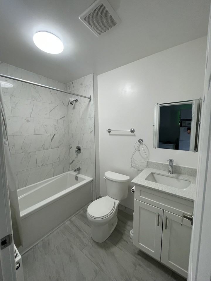 630 Cummings Ave - Photo 5 of 50