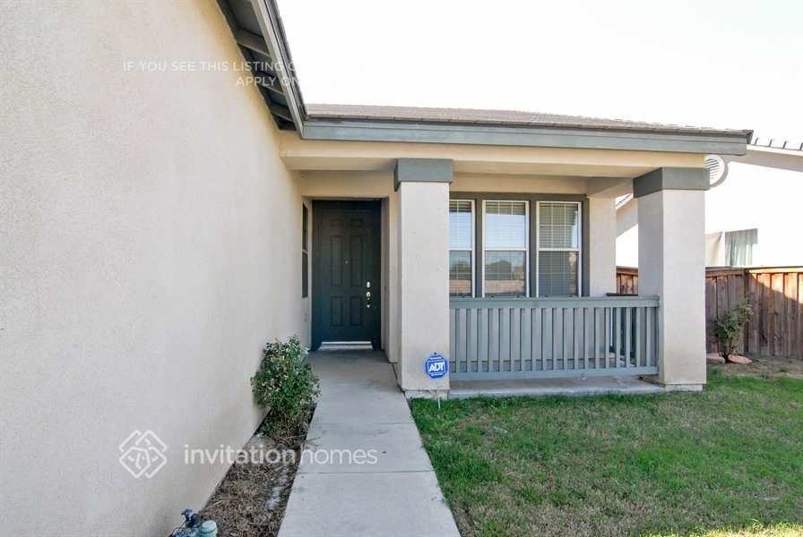 1008 Cypress Dr - Photo 2 of 19