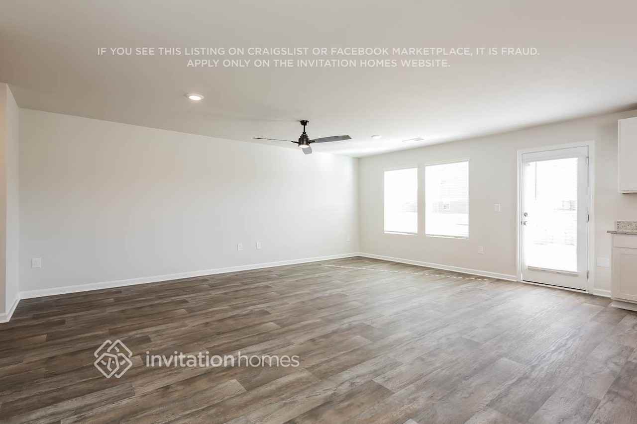 230 Green Pasture Rd - Photo 5 of 18