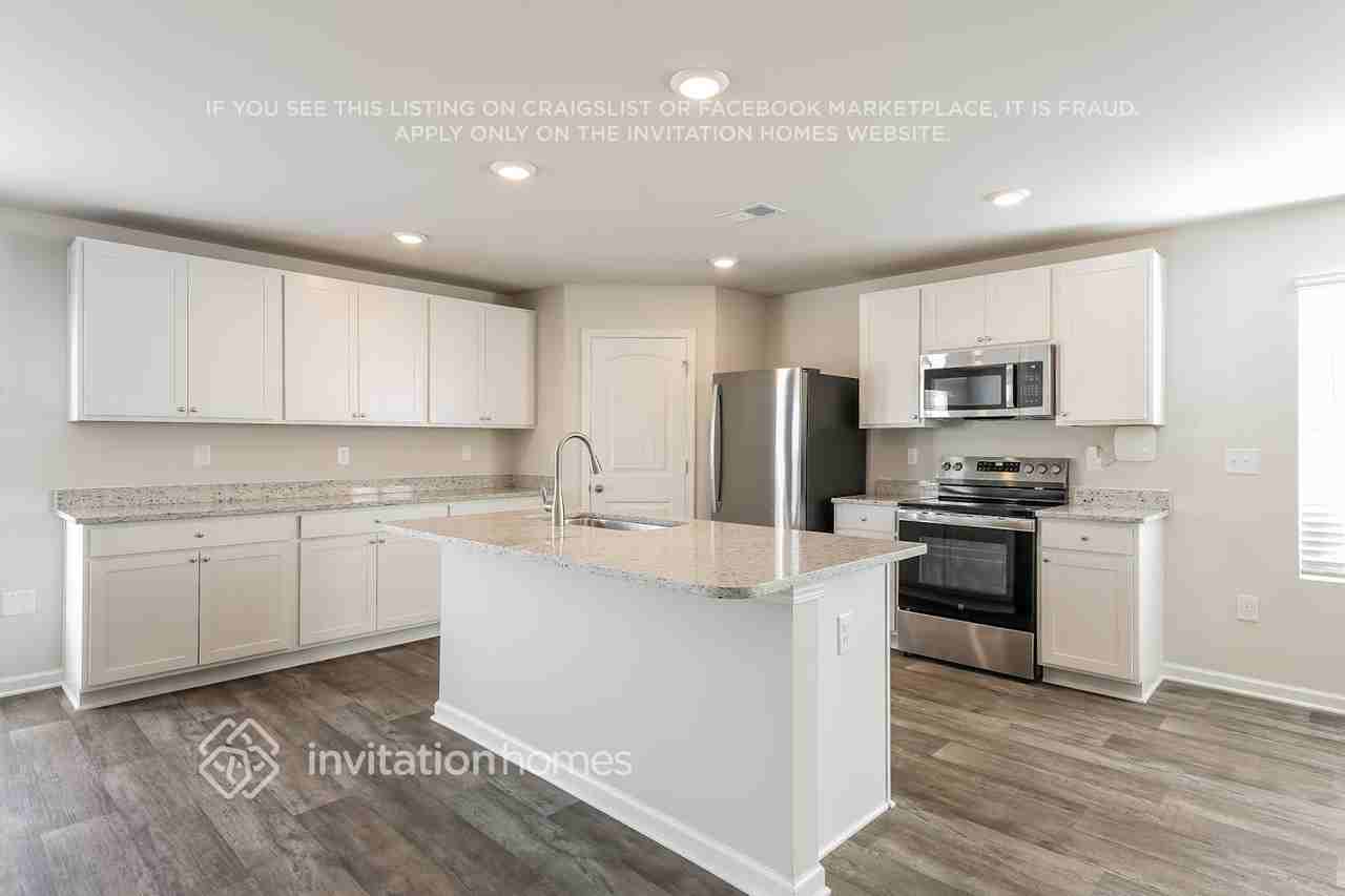 230 Green Pasture Rd - Photo 7 of 18