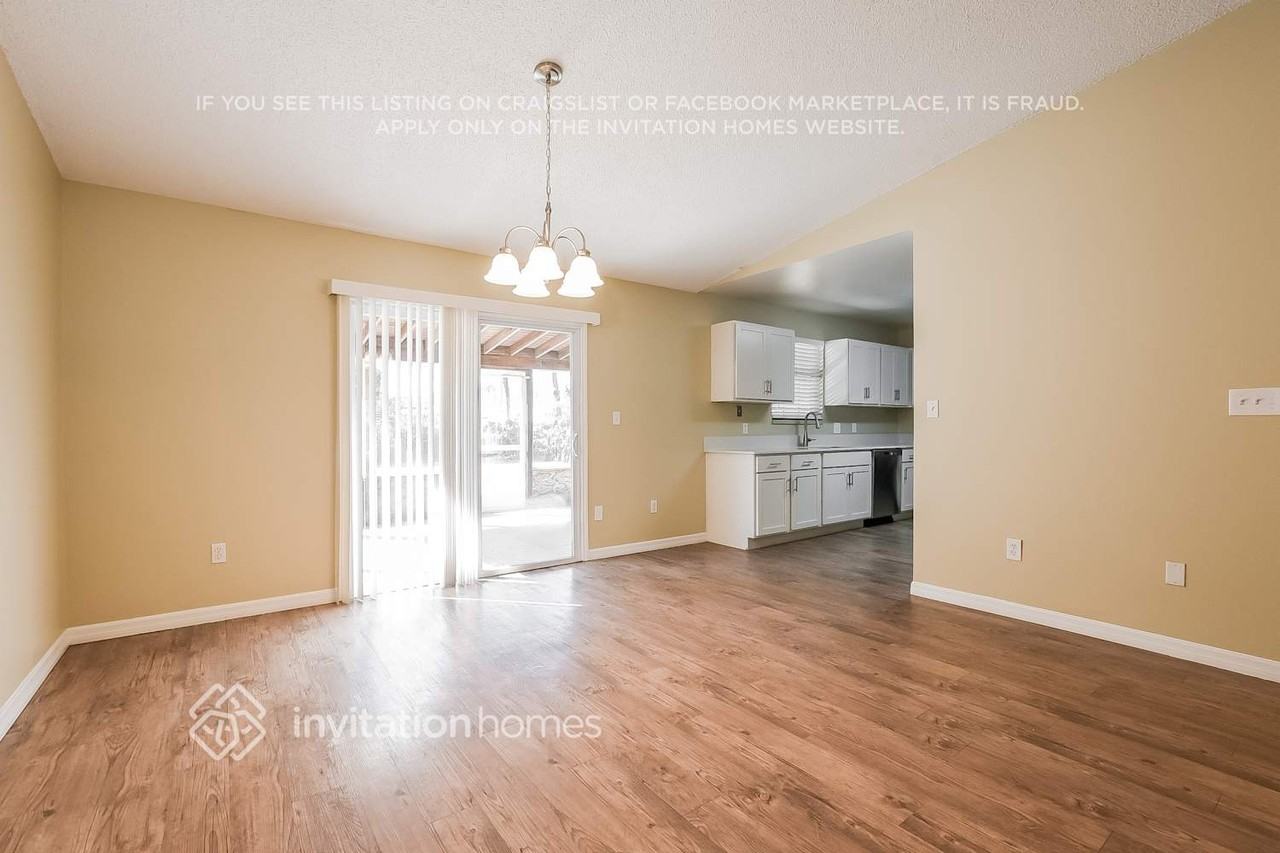 6960 Belfast Ave - Photo 5 of 17