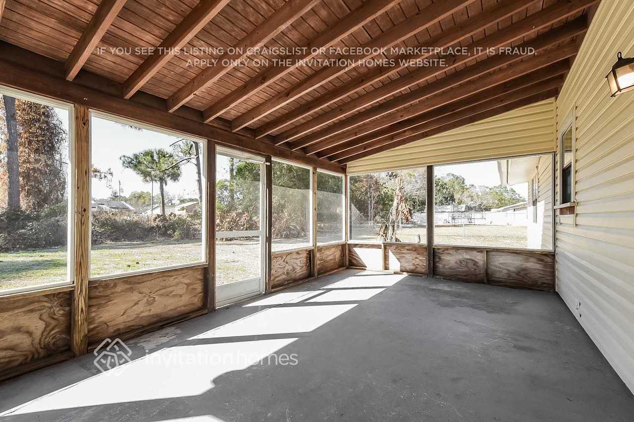 6960 Belfast Ave - Photo 7 of 17