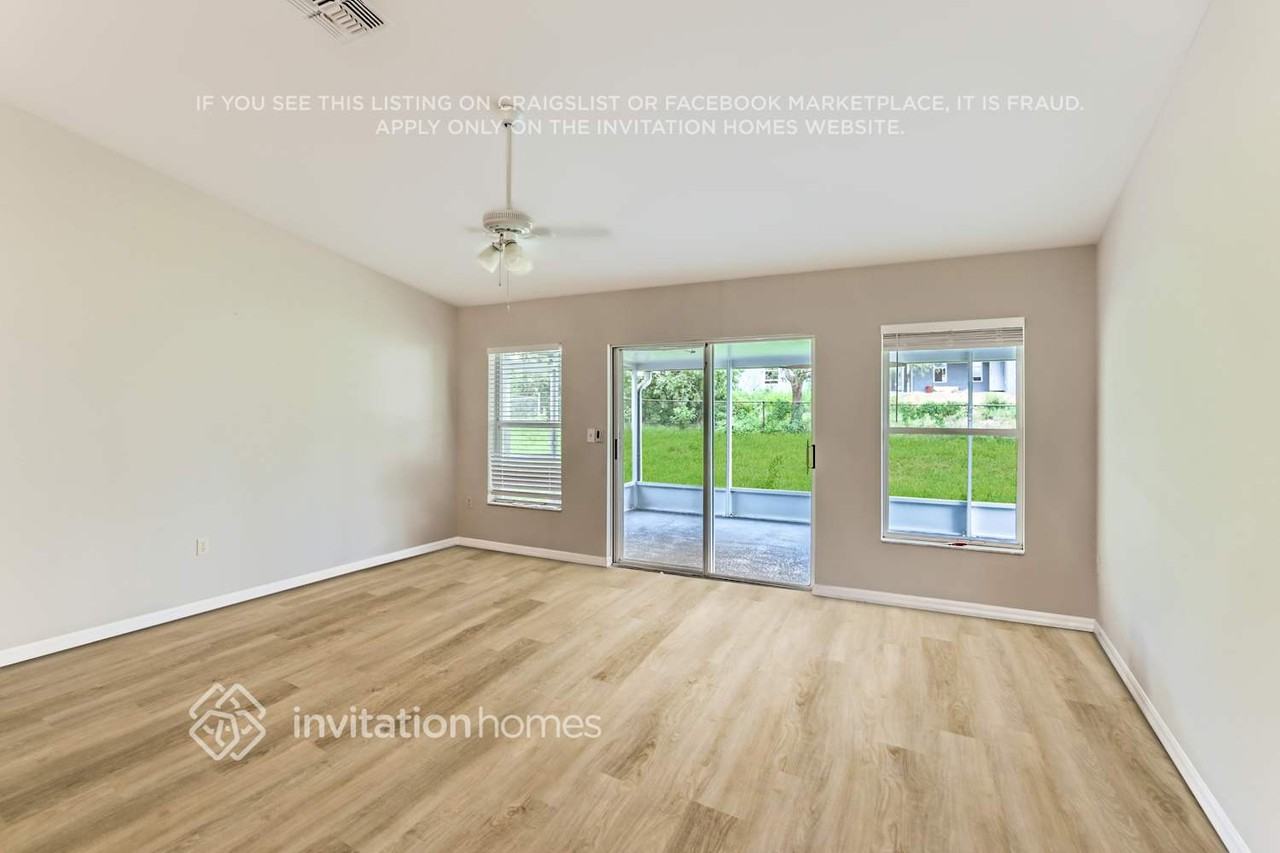 5322 Berrien Ave - Photo 3 of 17