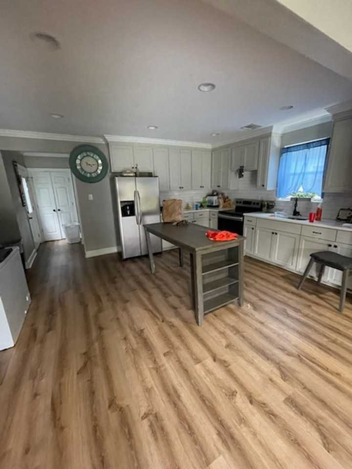 3888 Charles St - Photo 2 of 25