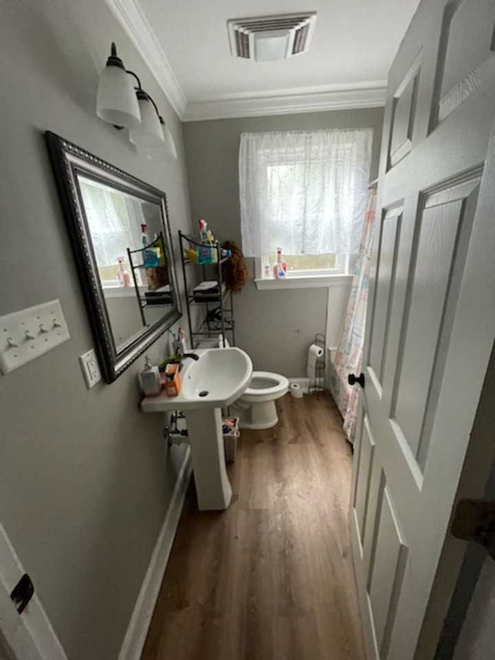 3888 Charles St - Photo 3 of 25