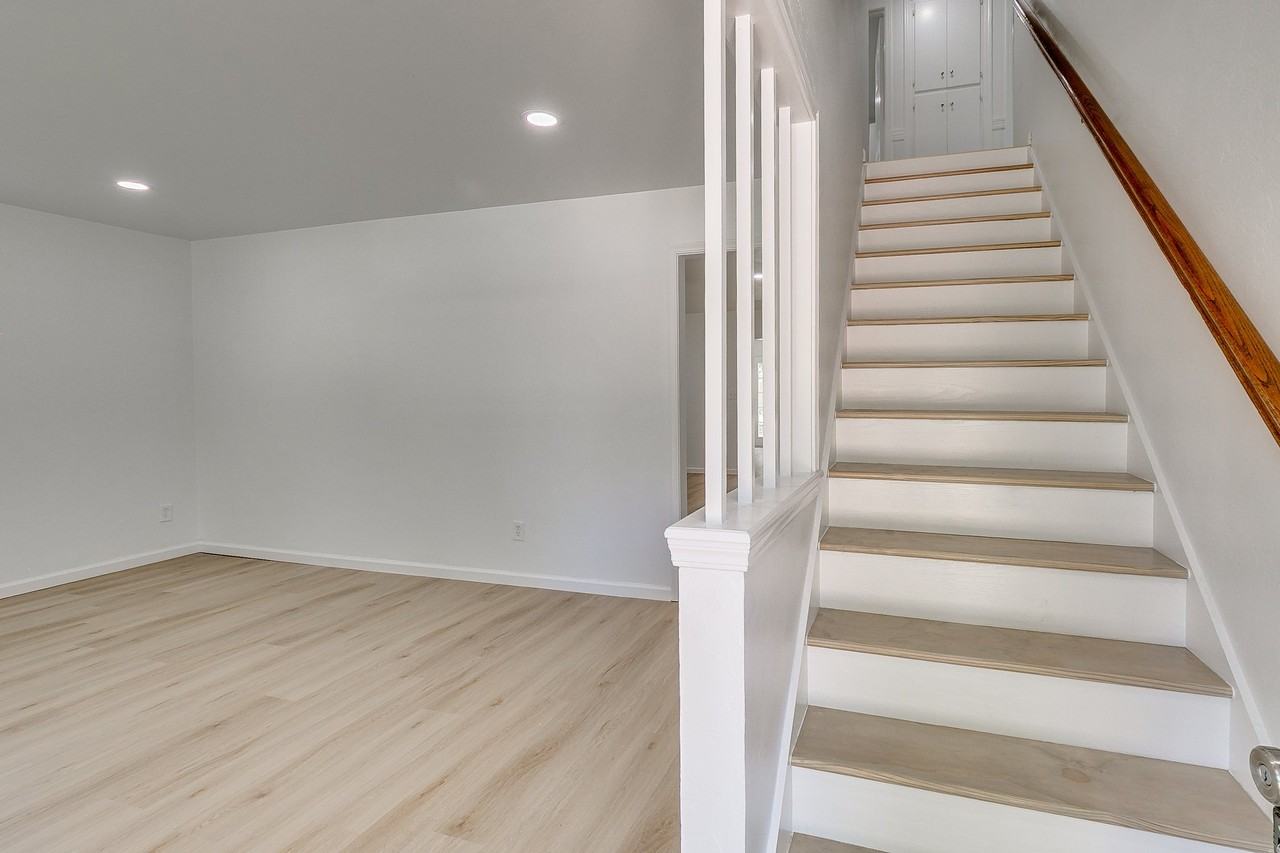 1430 Westbrooke Ter #1 - Photo 2 of 39