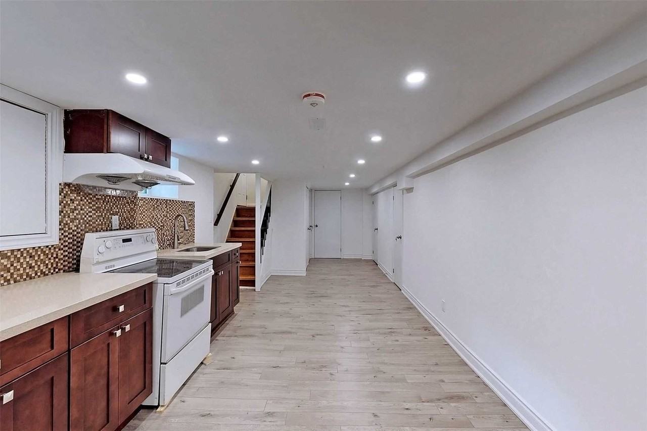 15 Zambri Walk - Photo 4 of 16