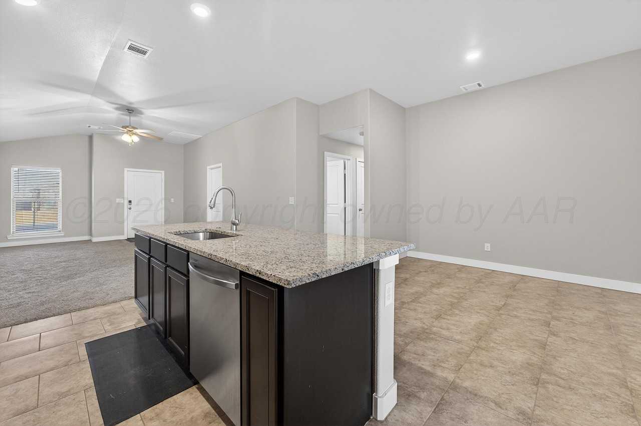 1529 Lullwater Rd - Photo 7 of 50